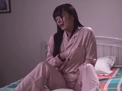 Thẩm du hàng đêm vì chồng bỏ bê, người vợ quyết định tìm đến ứng dụng hèn hò